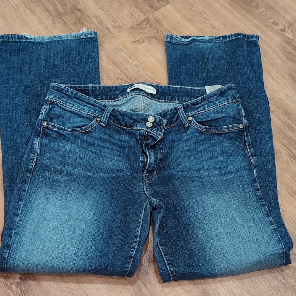 Levi's Women's Boot Cut Jeans in Blue